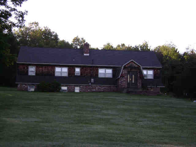 Building photograph for 200 MAIN ST N